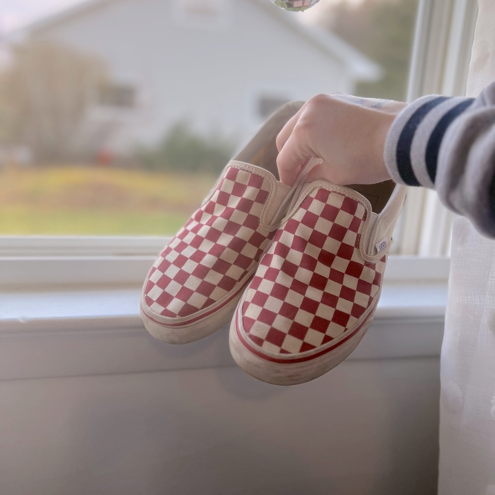 RED AND WHITE VANS SLIP ONS 7.5!